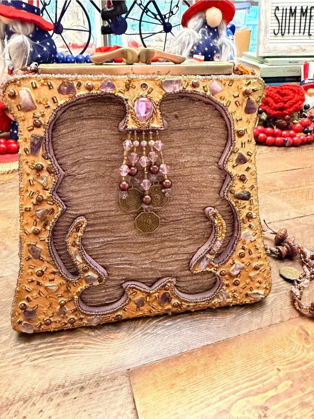 Rare Vintage Collectible Mary Frances Gilded Age Beaded Amethyst Frame Bag GUC